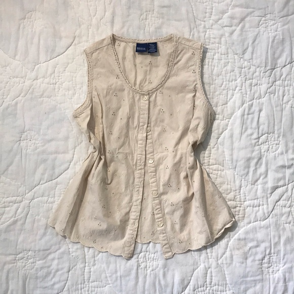 VINTAGE Cream Vest 🐚 - Picture 3 of 4